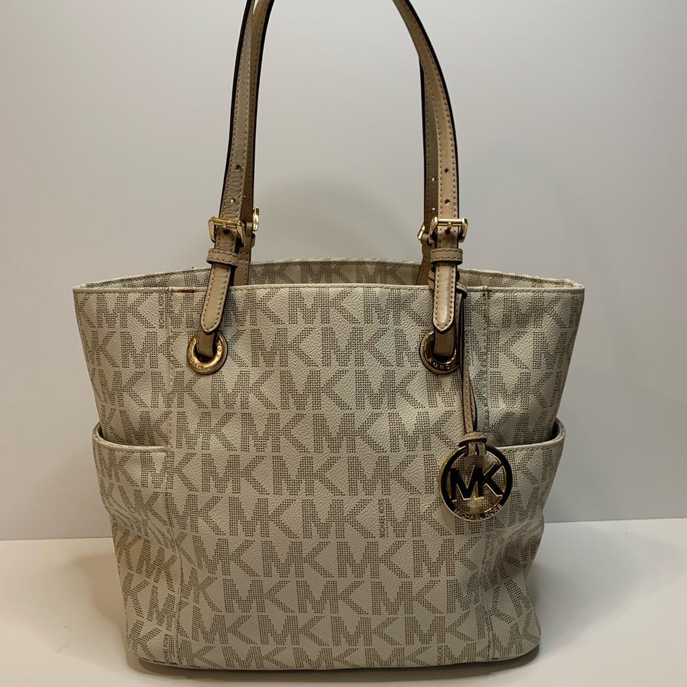 Michael Kors Tote-White and Tan signature print